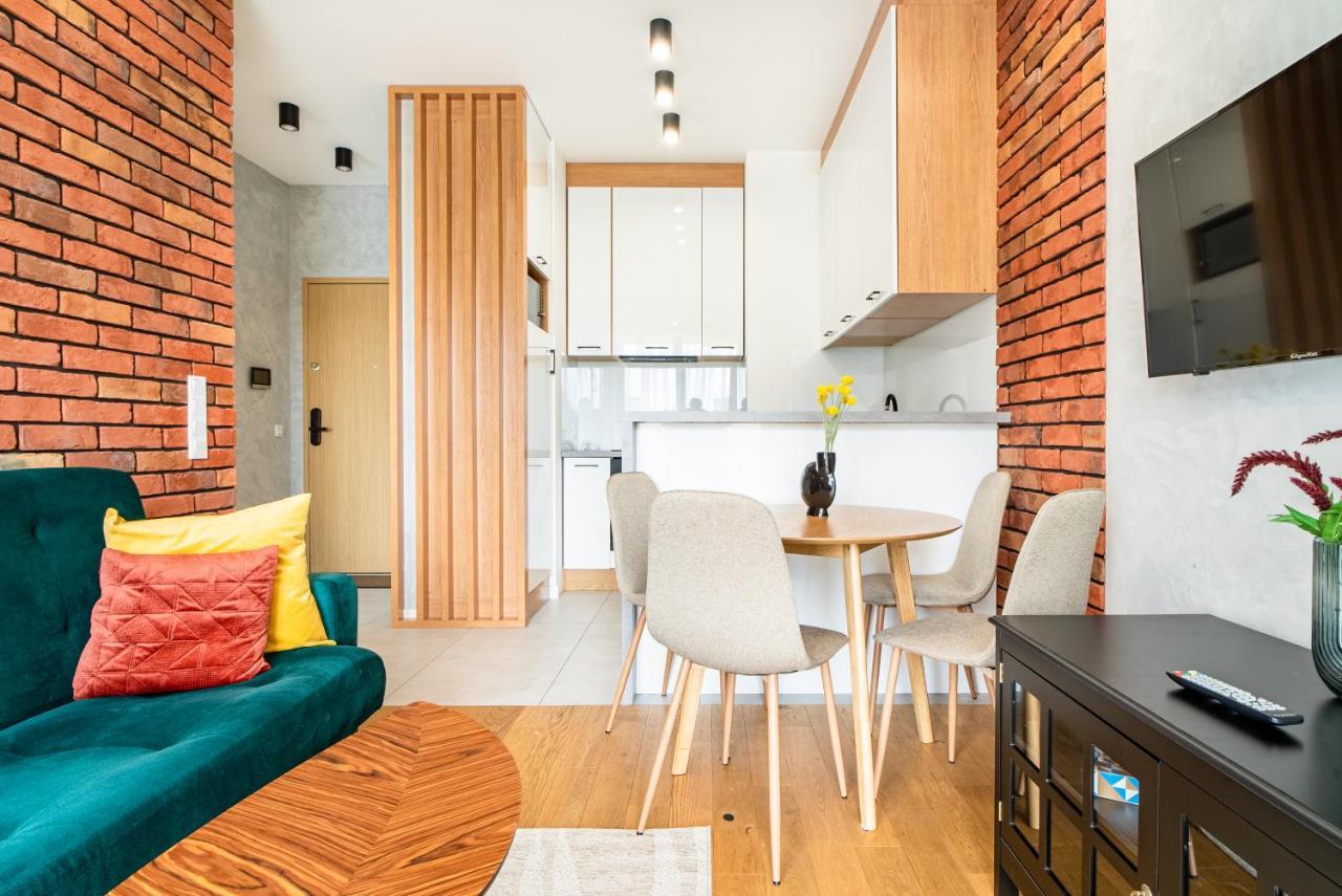 Apartamentysnu, Wola Premium II Z Parkingiem Warsaw Ngoại thất bức ảnh