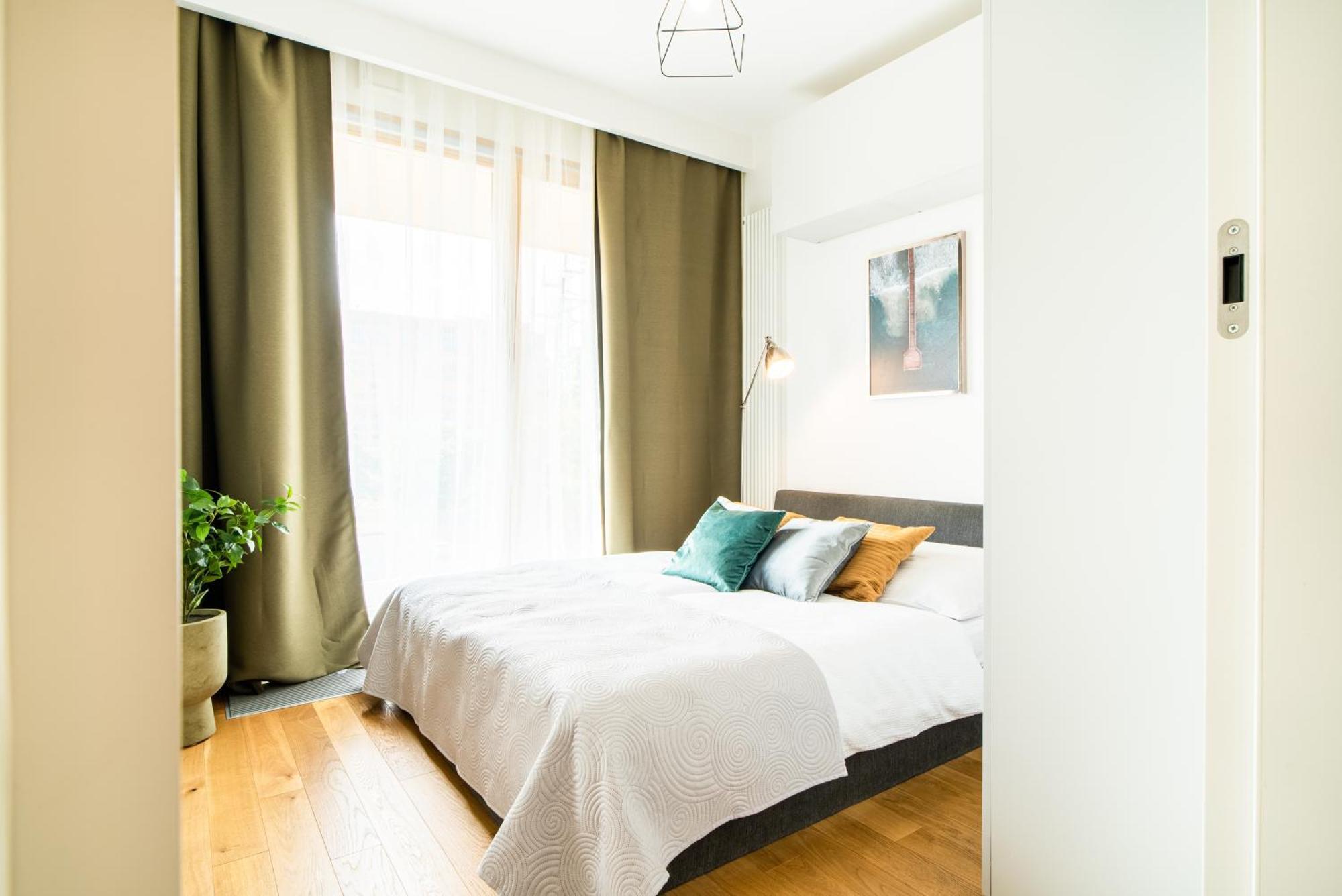 Apartamentysnu, Wola Premium II Z Parkingiem Warsaw Ngoại thất bức ảnh